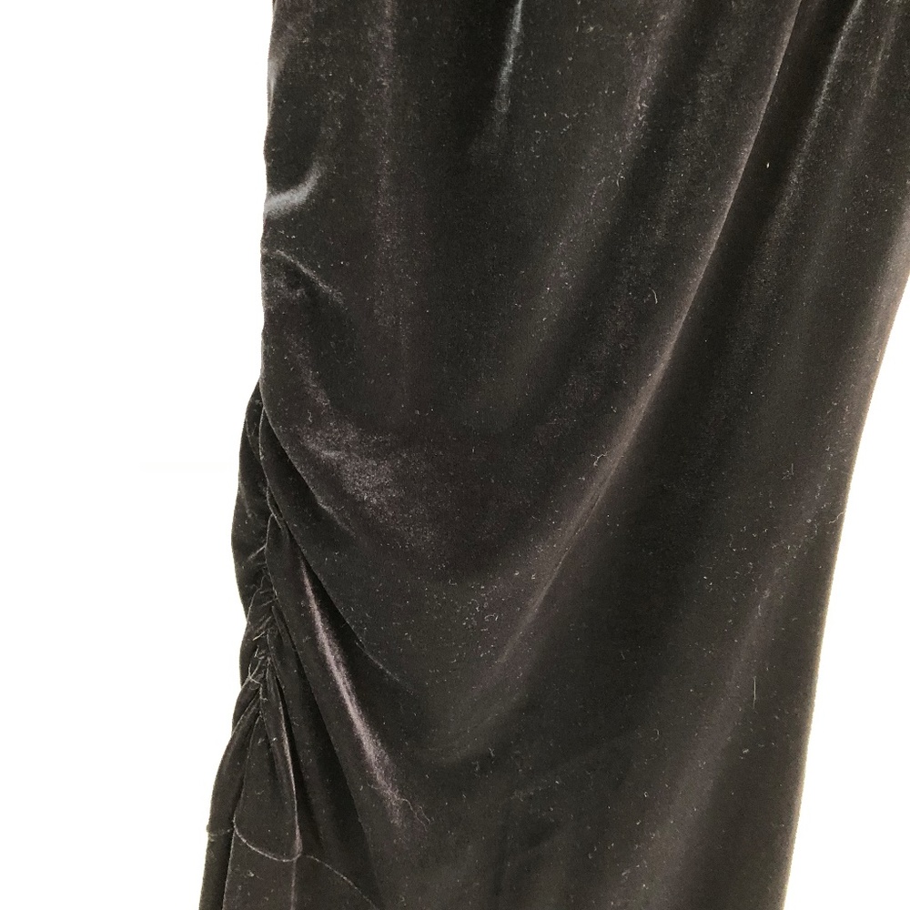 SOLD Vintage Nan Black Velvet Dress - Picture 6 of 8